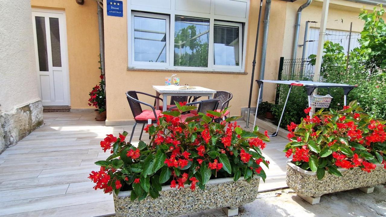 Apartment Jagoda Krk Town Exteriör bild